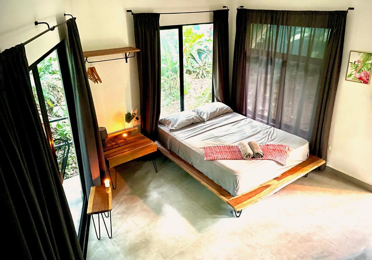 Casa Eden - Modern Peaceful Jungle Apartments Коклес Екстериор снимка