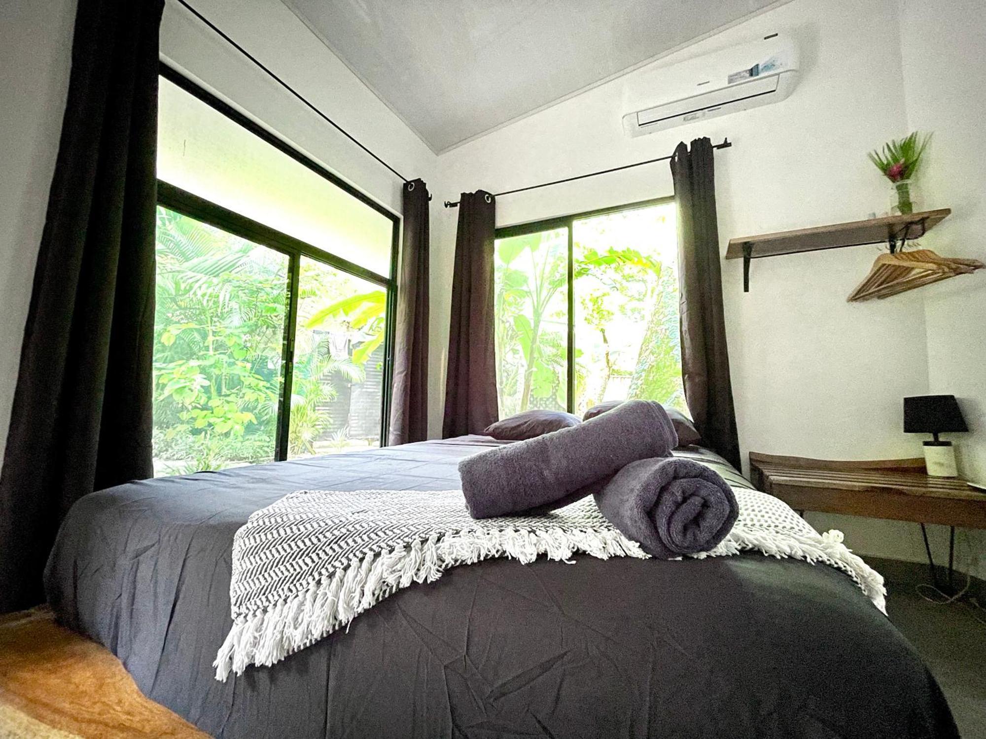 Casa Eden - Modern Peaceful Jungle Apartments Коклес Екстериор снимка